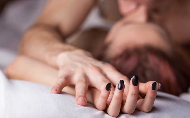  Mụn nhọt ở vùng kín do quan hệ tình dục không an toàn