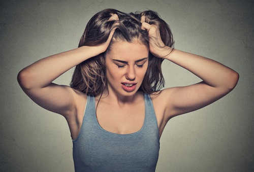 Tâm trạng căng thẳng khiến nữ giới đau vùng kín khi có kinh nguyệt