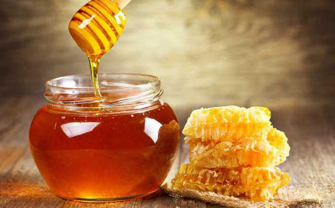 Cách trị táo bón bằng mật ong